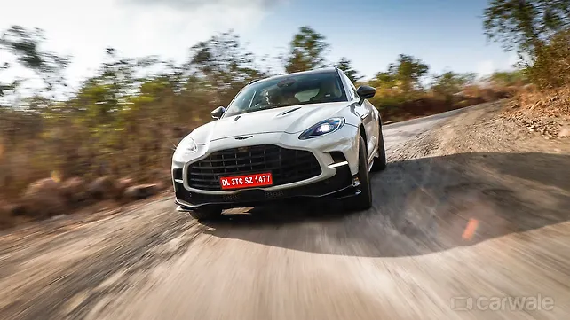 Aston Martin DBX Right Front Three Quarter Aston Martin DBX Right Front Three Quarter
