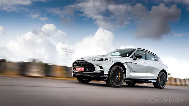 Aston Martin DBX Right Front Three Quarter Aston Martin DBX Right Front Three Quarter