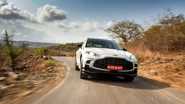 Aston Martin DBX Right Front Three Quarter Aston Martin DBX Right Front Three Quarter
