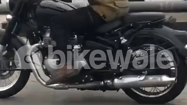 Royal Enfield Classic 650 Spied Testing India - BikeWale