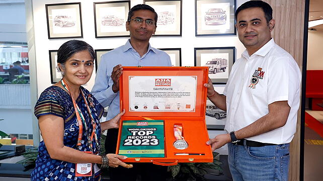 Mahindra officials with the record certification Mahindra officials with the record certification