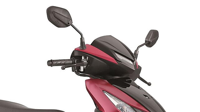 Honda Dio Right Side View