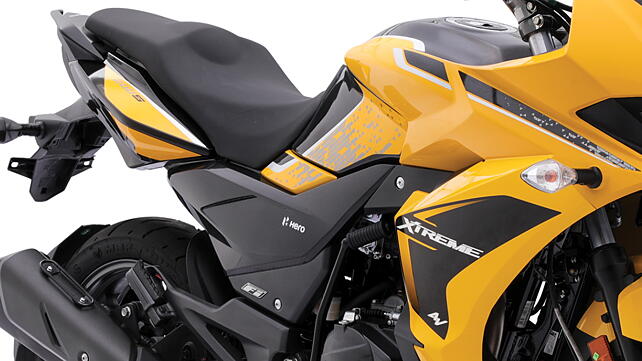 Hero Xtreme 200S 4V Front Fairing