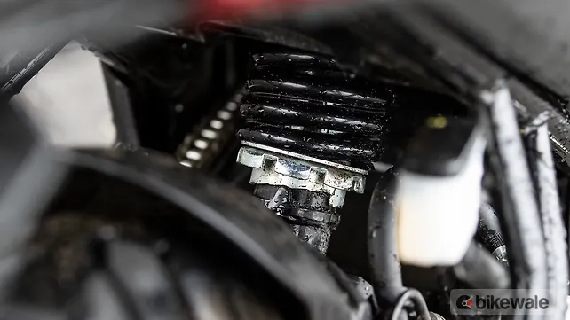 Yamaha FZS FI V4 Rear Suspension