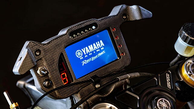 Yamaha YZF-R1 [2016-2017] Instrument Cluster