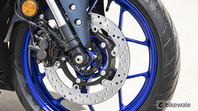 Yamaha YZF-R3 Front Disc Brake