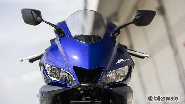 Yamaha YZF-R3 Head Light