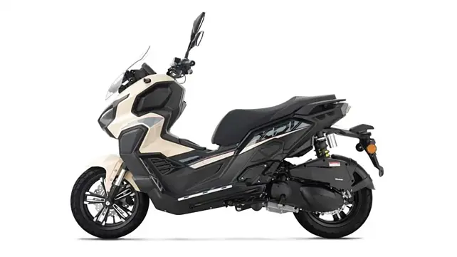 Keeway Vieste 300 XDV adventure scooter unveiled Keeway Vieste 300 XDV adventure scooter unveiled