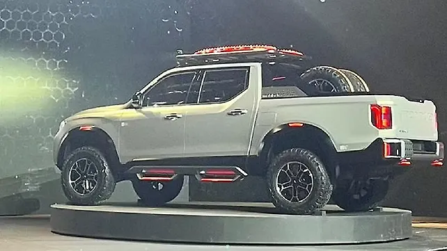 Mahindra Scorpio-N pick up Left Side View