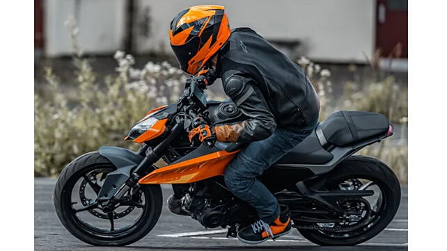 KTM 250 Duke Left Side View