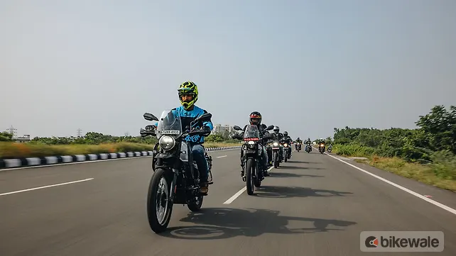 Yezdi Adventure Right Side View