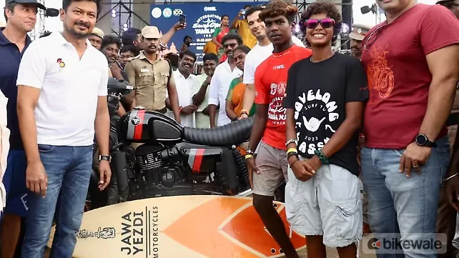 Yezdi Adventure Right Side View