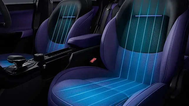 https://imgd.aeplcdn.com/642x361/n/cw/ec/156689/tata-nexon-facelift-front-row-seats5.jpeg?isig=0&q=75