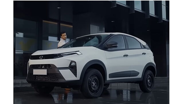 Tata Nexon facelift Smart (base) variant revealed in pictures