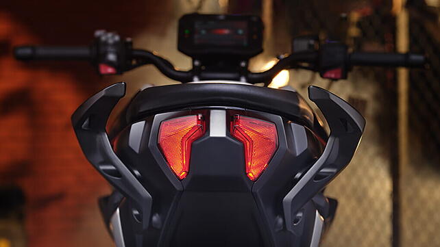 TVS Apache RTR 310 Tail Light