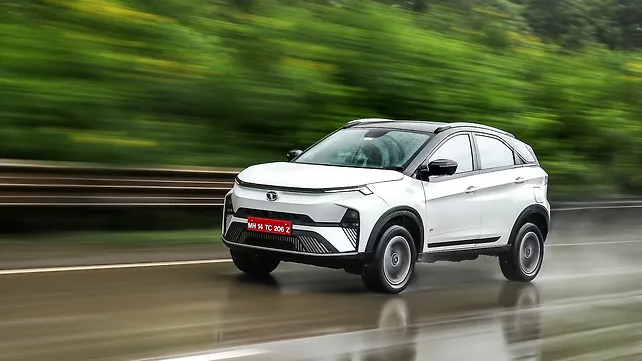 Tata Nexon EV Facelift Right Front Three Quarter Tata Nexon EV Facelift Right Front Three Quarter