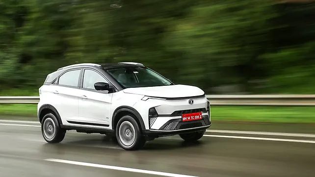 Tata Nexon EV Facelift Right Front Three Quarter Tata Nexon EV Facelift Right Front Three Quarter