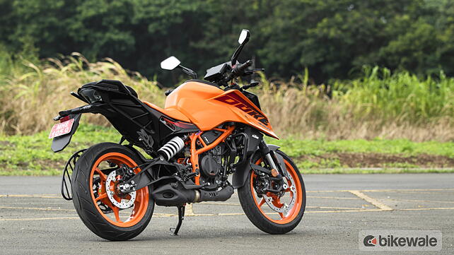 KTM 390 Duke Price - Mileage, Images, Colours | BikeWale