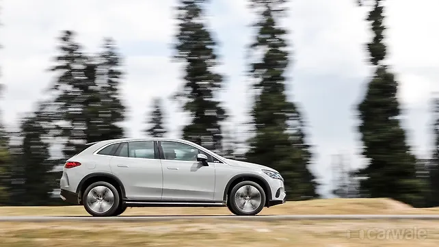 Mercedes-Benz EQE SUV Right Side View