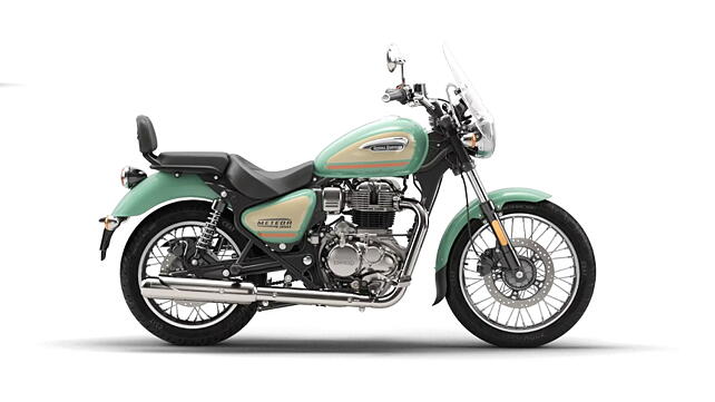 Royal Enfield Meteor 350 Right Side View