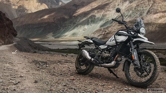 Royal Enfield Himalayan 452 Right Front Three Quarter