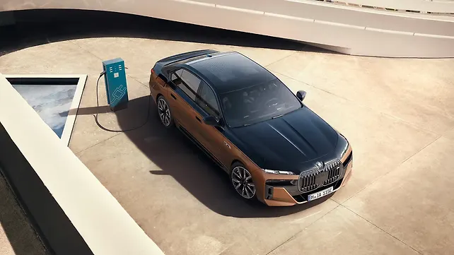 BMW i7 Right Front Three Quarter BMW i7 Right Front Three Quarter