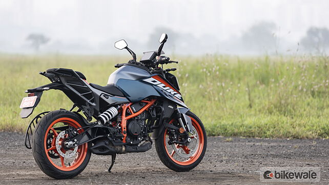 2024 KTM 390 Duke: Road Test Review - BikeWale