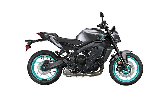 Yamaha MT-09 Right Side View