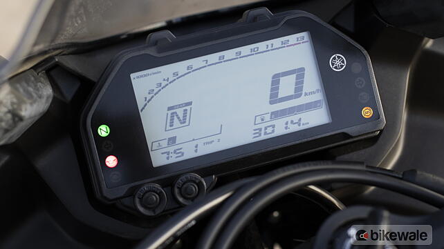 Yamaha YZF-R3 Instrument Cluster