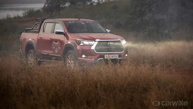 Toyota Hilux Right Front Three Quarter Toyota Hilux Right Front Three Quarter