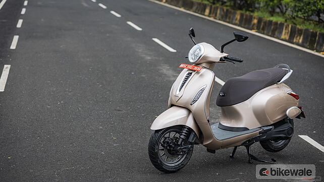 Bajaj Chetak Left Front Three Quarter