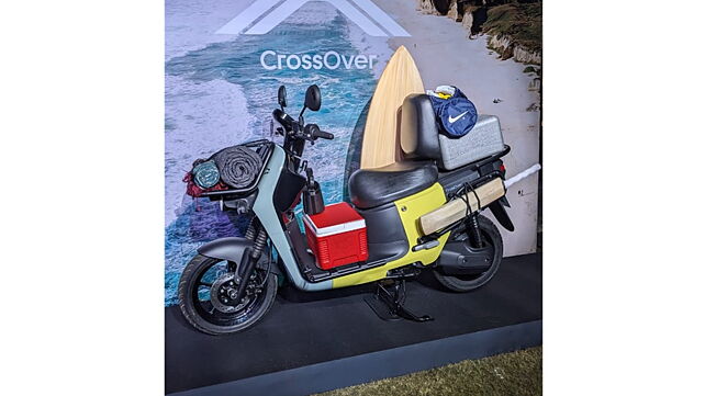 Gogoro CrossOver GX250 electric scooter unveiled in India