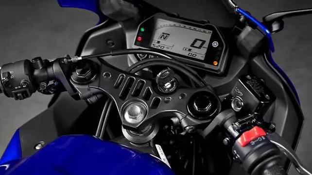 Yamaha YZF-R3 Right Side View Yamaha YZF-R3 Right Side View