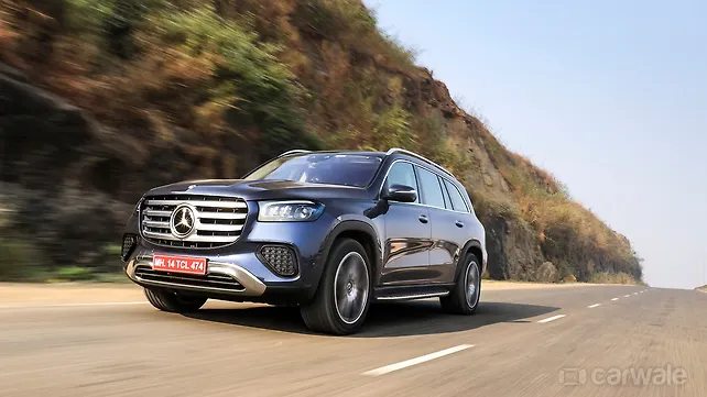 Mercedes-Benz GLS Right Front Three Quarter