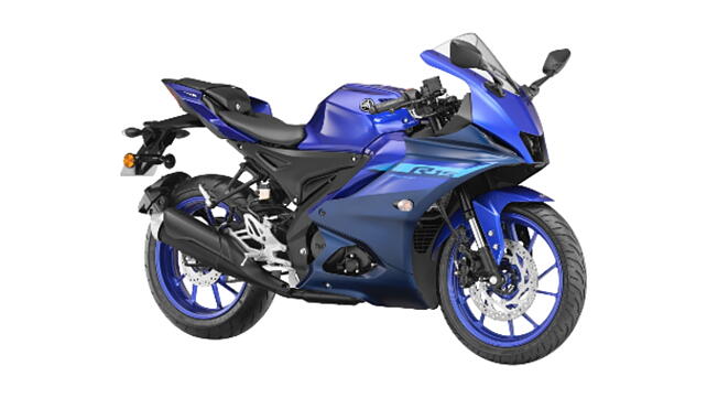 Yamaha R15 V4 Right Front Three Quarter