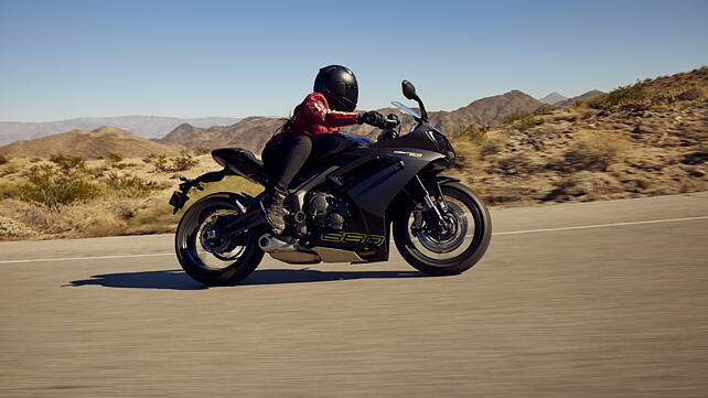 Triumph Daytona 660 Right Side View