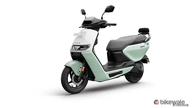 Ather Rizta Left Front Three Quarter