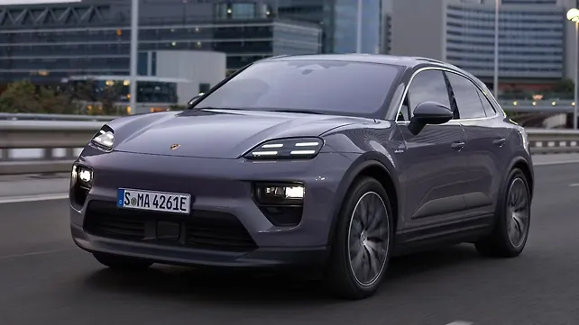 Porsche Macan Left Front Three Quarter Porsche Macan Left Front Three Quarter