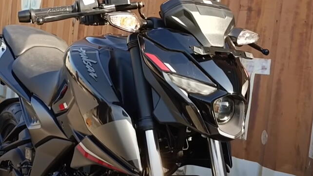 Bajaj Pulsar N160 Head Light