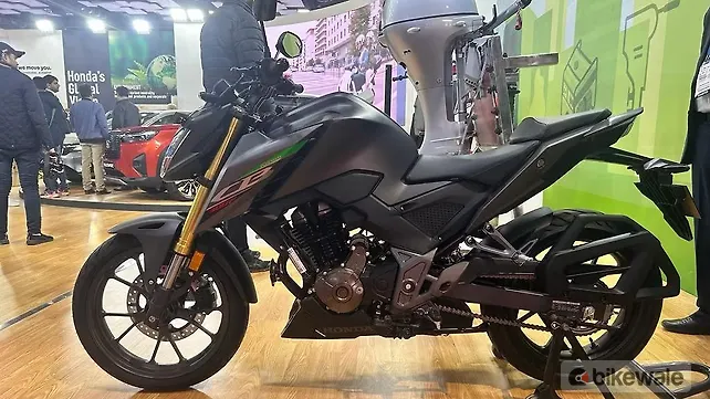 Honda CB300F flex-fuel version unveiled at Bharat Mobility Expo 2024 Honda CB300F flex-fuel version unveiled at Bharat Mobility Expo 2024