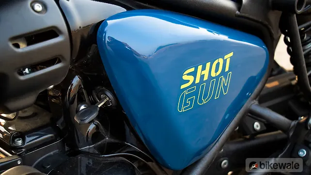 Royal Enfield Shotgun 650 Battery Compartment