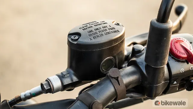 Royal Enfield Shotgun 650 Front Brake Fluid Reservoir