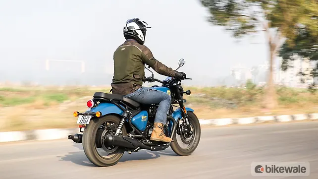 Royal Enfield Shotgun 650 Rear View