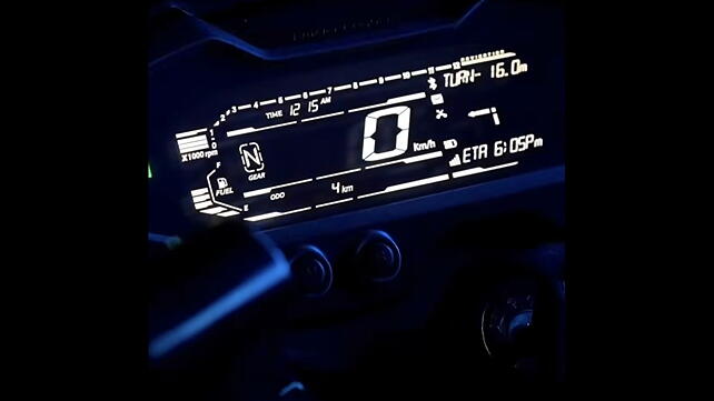 Bajaj Pulsar NS160 TFT / Instrument Cluster