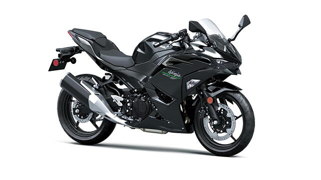 Kawasaki Ninja 500 Right Side View