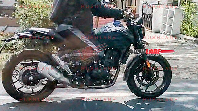 New spy shots of the Royal Enfield Roadster 450!