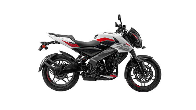 Bajaj Pulsar NS200 Right Side View