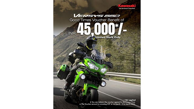 Kawasaki Versys 650 Right Front Three Quarter