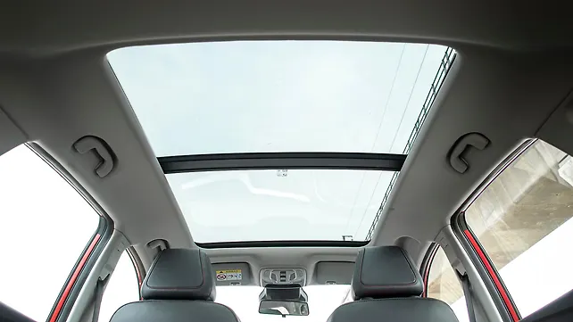 MG ZS EV Sunroof/Moonroof MG ZS EV Sunroof/Moonroof