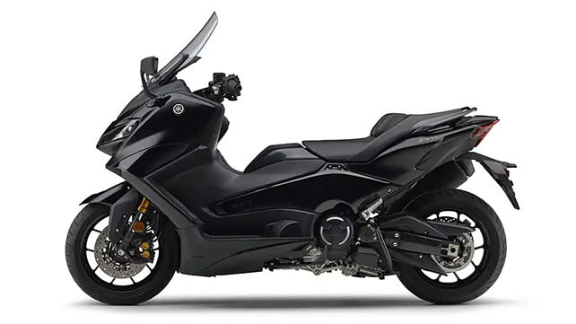 Yamaha unveils new Tmax 560 maxi-scooter